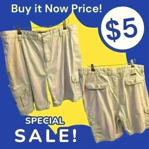 Men’s Chaps Khaki Cargo Shorts Size 42